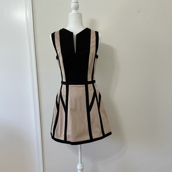 NWT Robert Rodriguez Party Mini Backless Dress - Picture 1 of 6